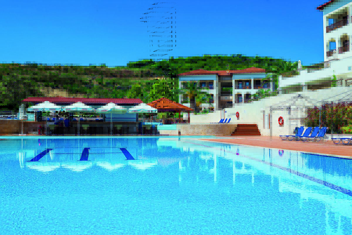 pool_Theoxenia