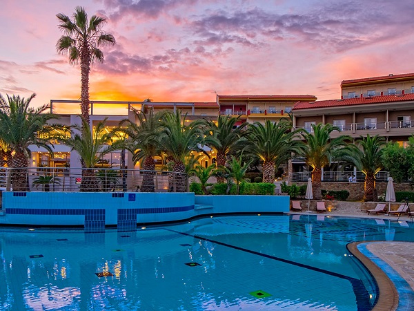 Lagomandra_Hotel_SPA_view3