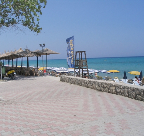 Plaza_Hotel_Hanioti_beach1